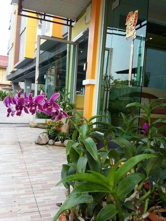 Pc Place Pattaya Exterior photo