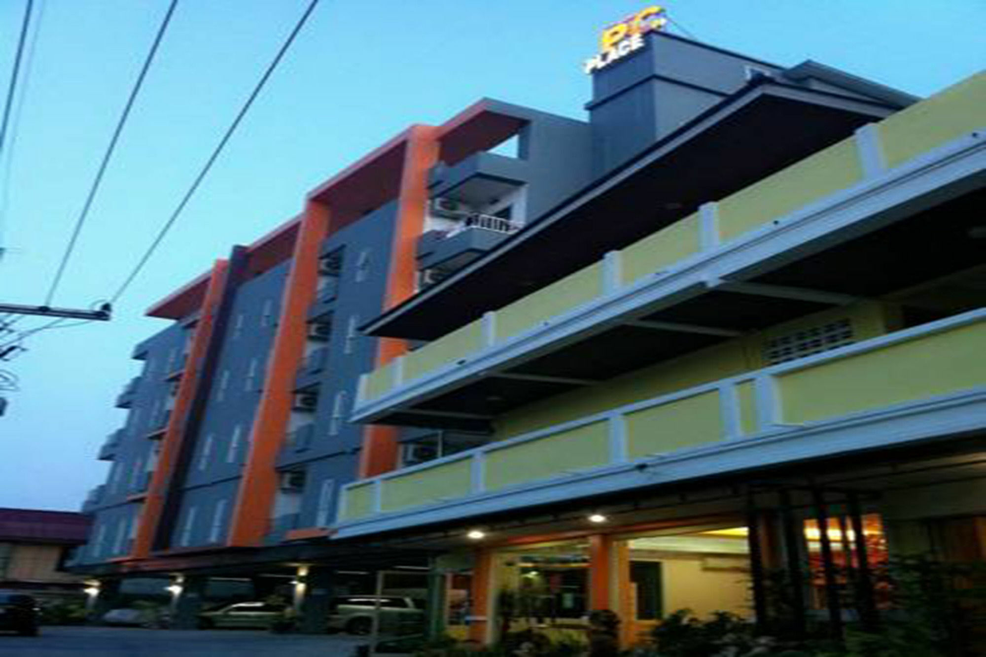 Pc Place Pattaya Exterior photo